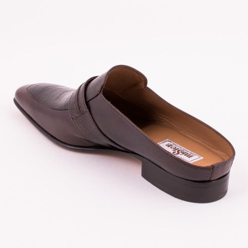WM002 Brown