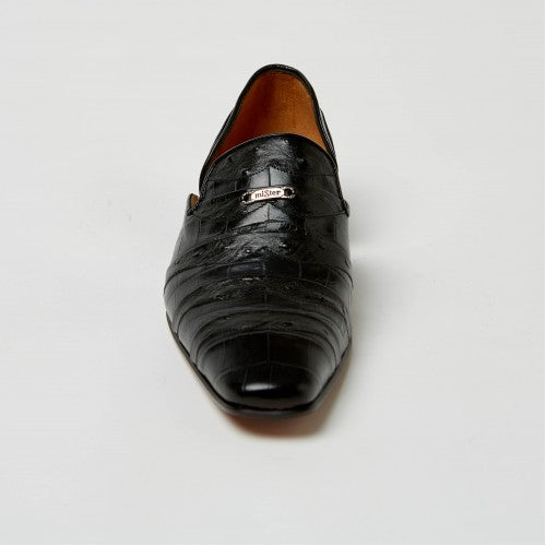 YM013 Black