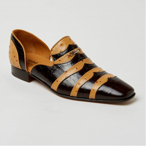 YM013 Brown