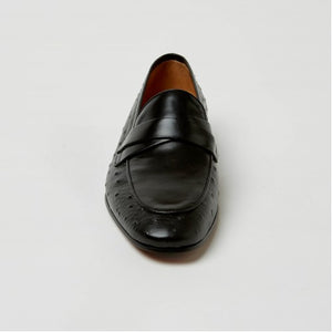 YM021 Black