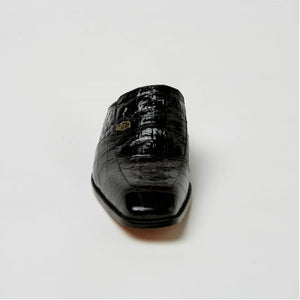 YM022 Black