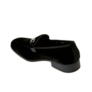 YM047 Black